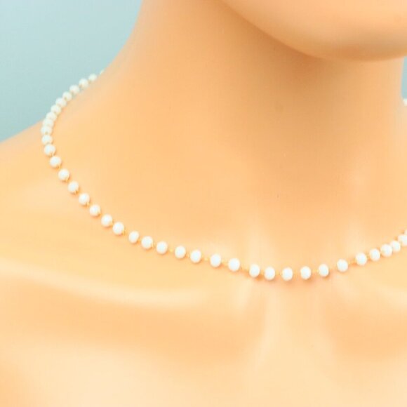 Delicate & Contemporary Necklace Chain, A Lovely Choice for Women, EVCH1213 - Picture 4 of 15